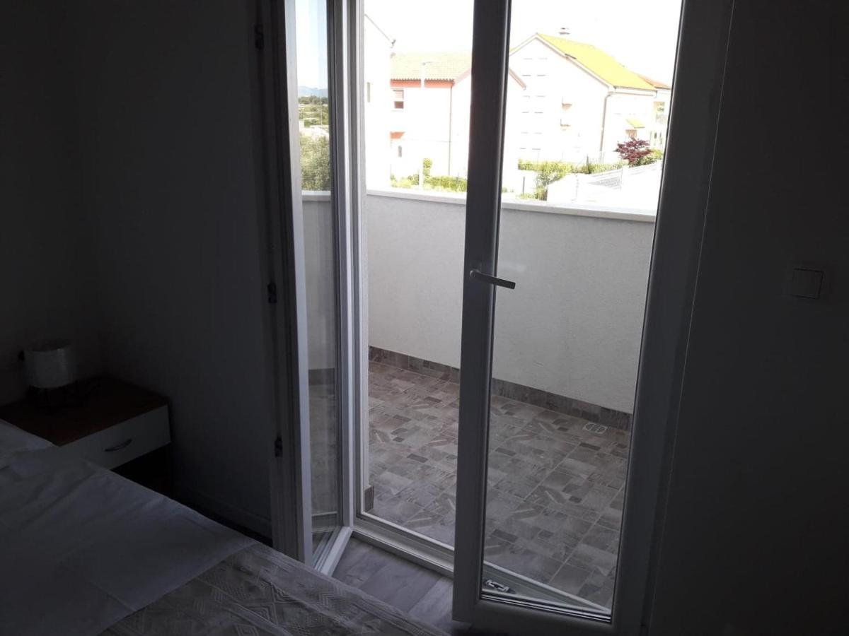 Apartman Sandra Vodice Bagian luar foto