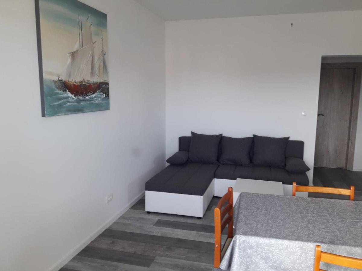 Apartman Sandra Vodice Bagian luar foto