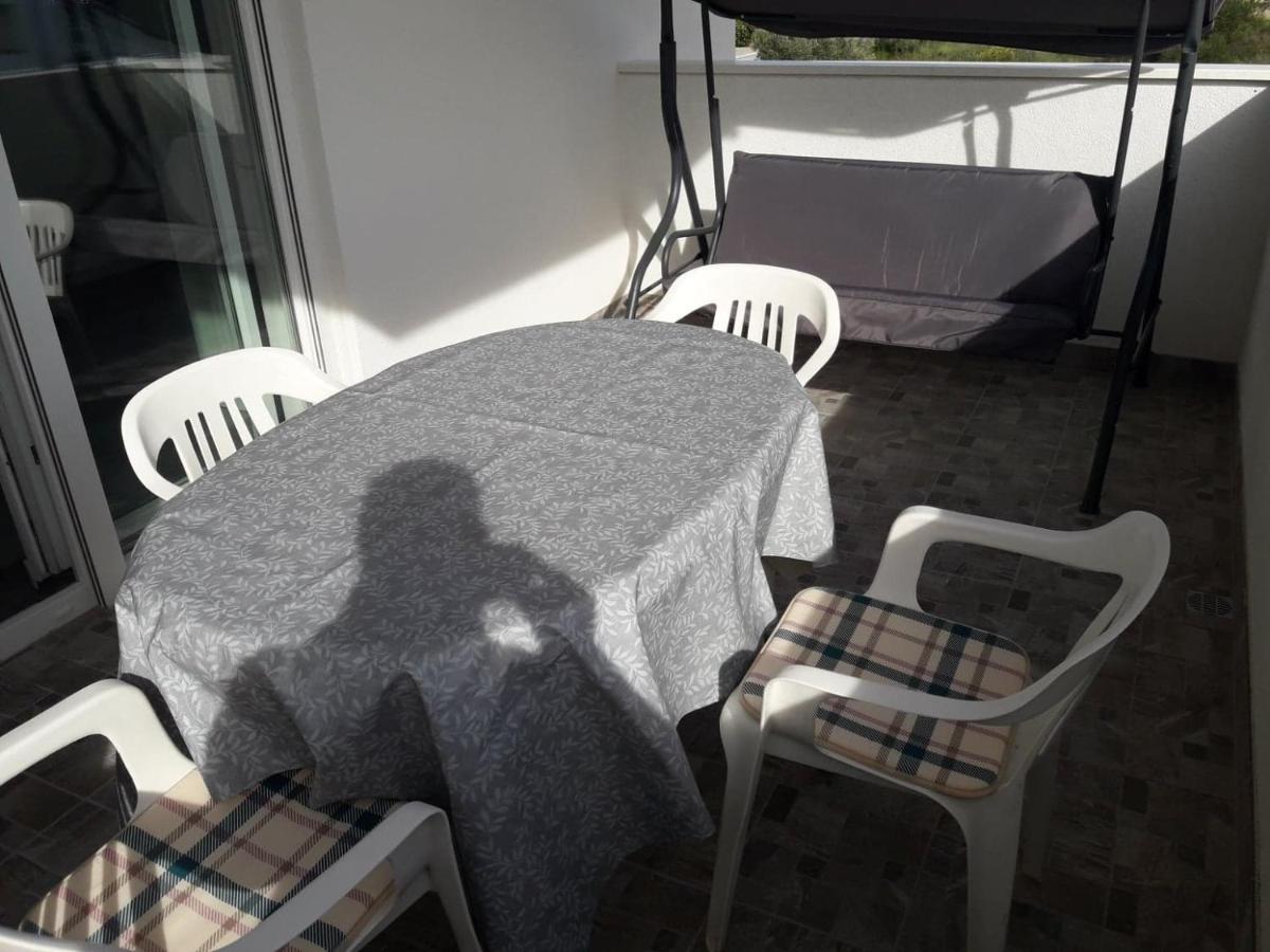 Apartman Sandra Vodice Bagian luar foto